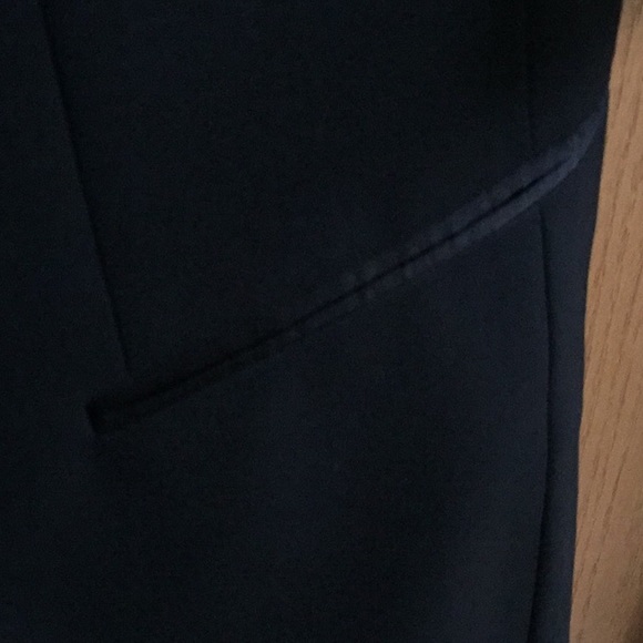 Hugo Boss Men's Black 2Pc Suit Sz 44L - Picture 6 of 7